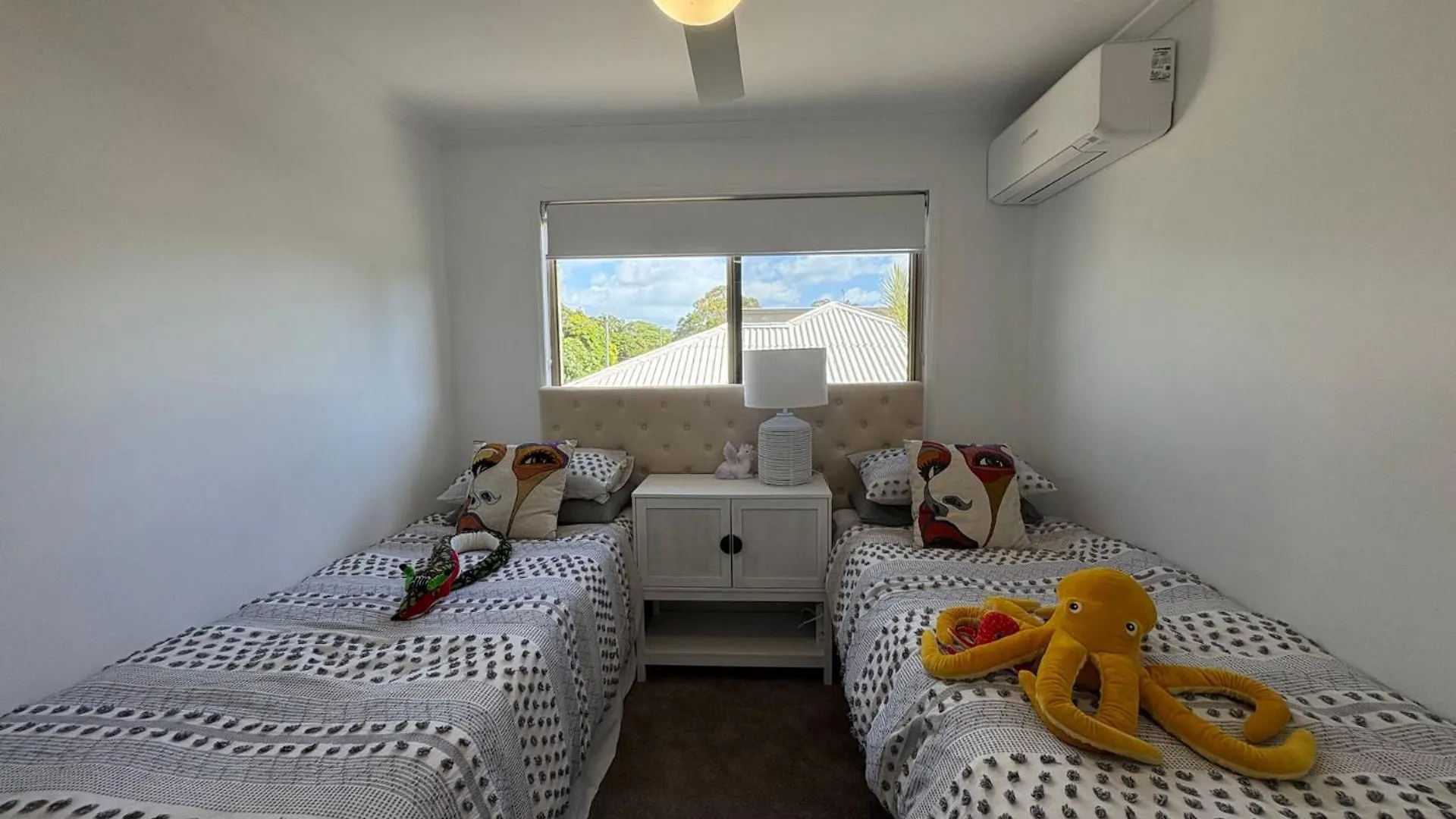 'Coasterly' Osterley Ave Unit 1 Apartment Caloundra